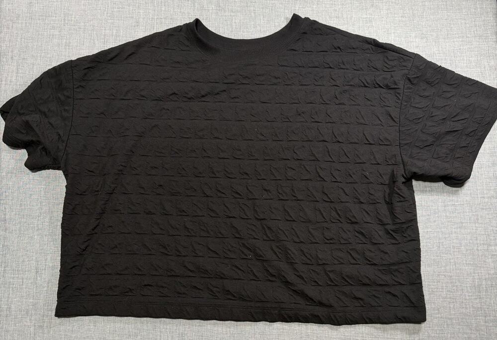 A New Day Women’s XL Black Textured Perforated Short Sleeve Stretch Top Crop